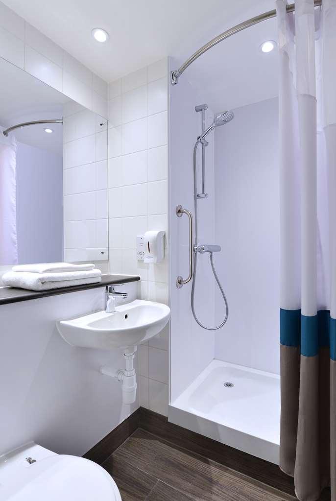 Travelodge Farringdon Londres Habitación foto