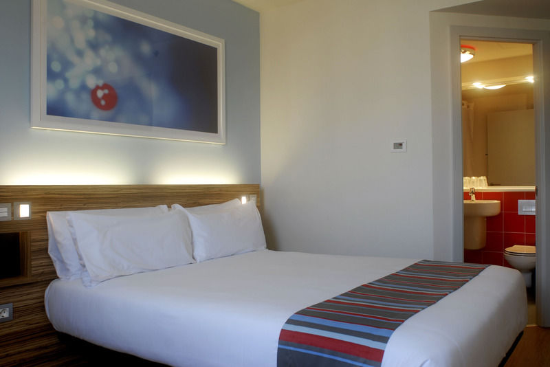Travelodge Farringdon Londres Exterior foto